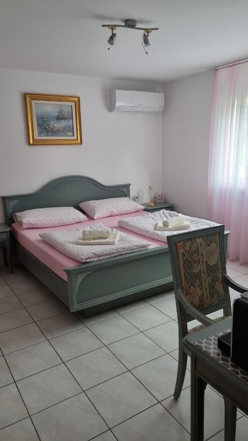 A U R O R A Hotel Cadenazzo ภายนอก รูปภาพ